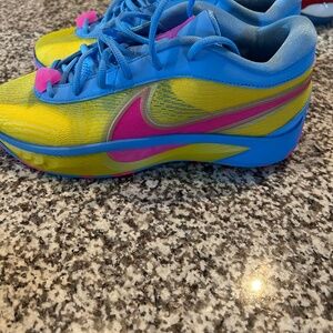 Nike Shoes size 7 men or 9 women’s